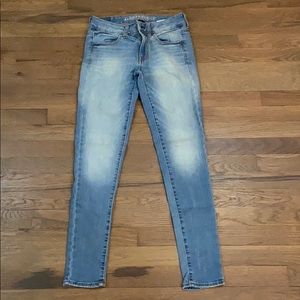 Women’s American Eagle Jeans